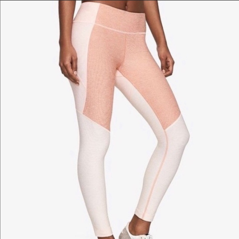 Worn twice Outdoor Voices 7/8 Tri Tone Leggings
